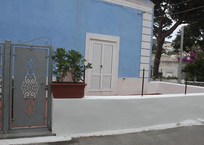 Camere Dieci Maggio- Beb Dory, Nemo, Guizzo Ponza